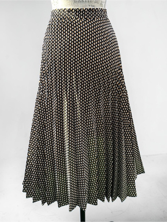 Max Studio Dresses & Skirts - Max Studio Pleated Geometric Diamond Midi Skirt Size L
